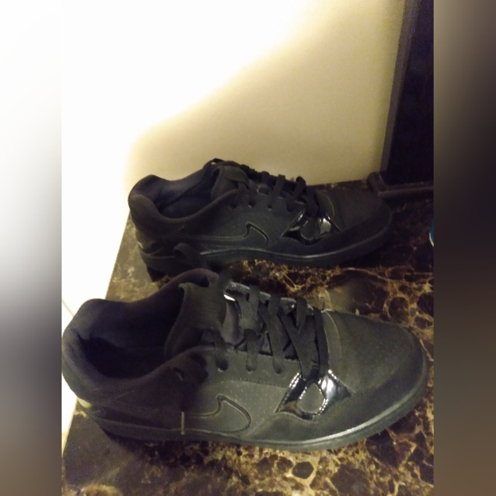Nike shoes